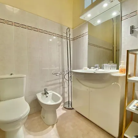 Appartement Le Regina, Vue Mer, Plein Centre, Unique