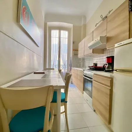 'le Regina', Vue Mer, Plein Centre, Unique * Menton